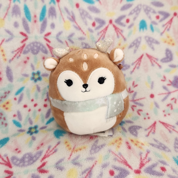 Squishmallows Dawn the Fawn 3.5" Deer Plush - Picture 1 of 2